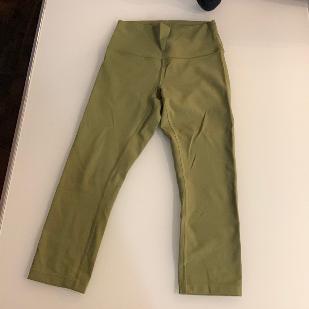 Wonder under lululemon, worn once
